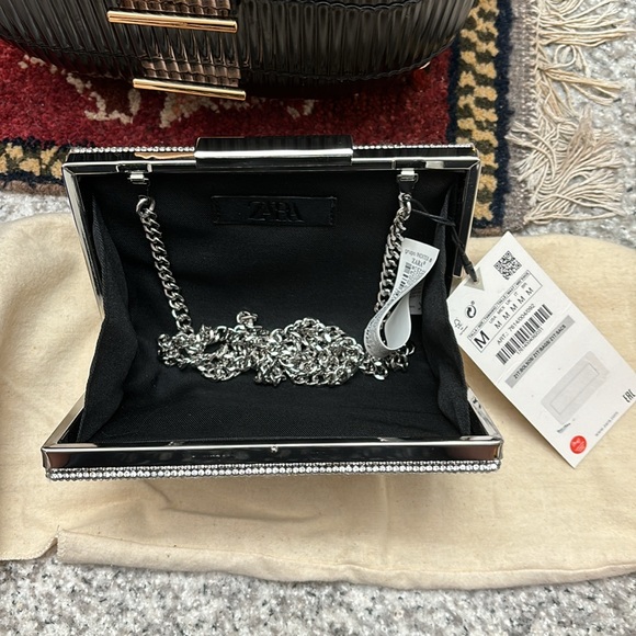BNWT ZARA Crystal embellished bag crossbody. - Picture 7 of 8